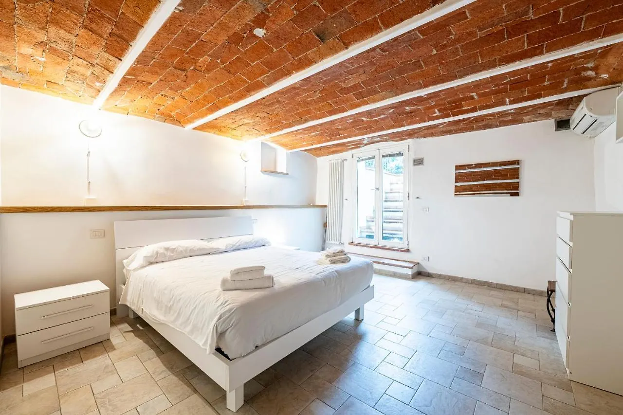 Apartment Nicola'S Home - Doppia Suite Con Giardino Privato Florence