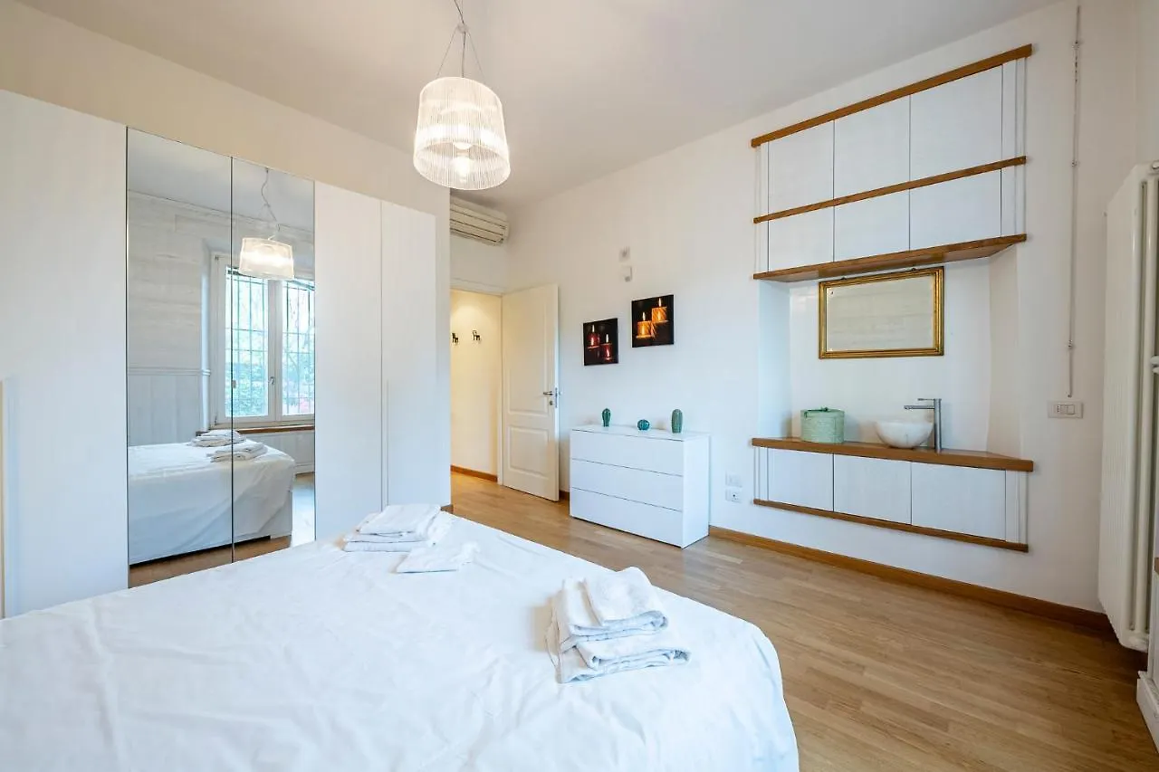 Nicola'S Home - Doppia Suite Con Giardino Privato Florence Apartment